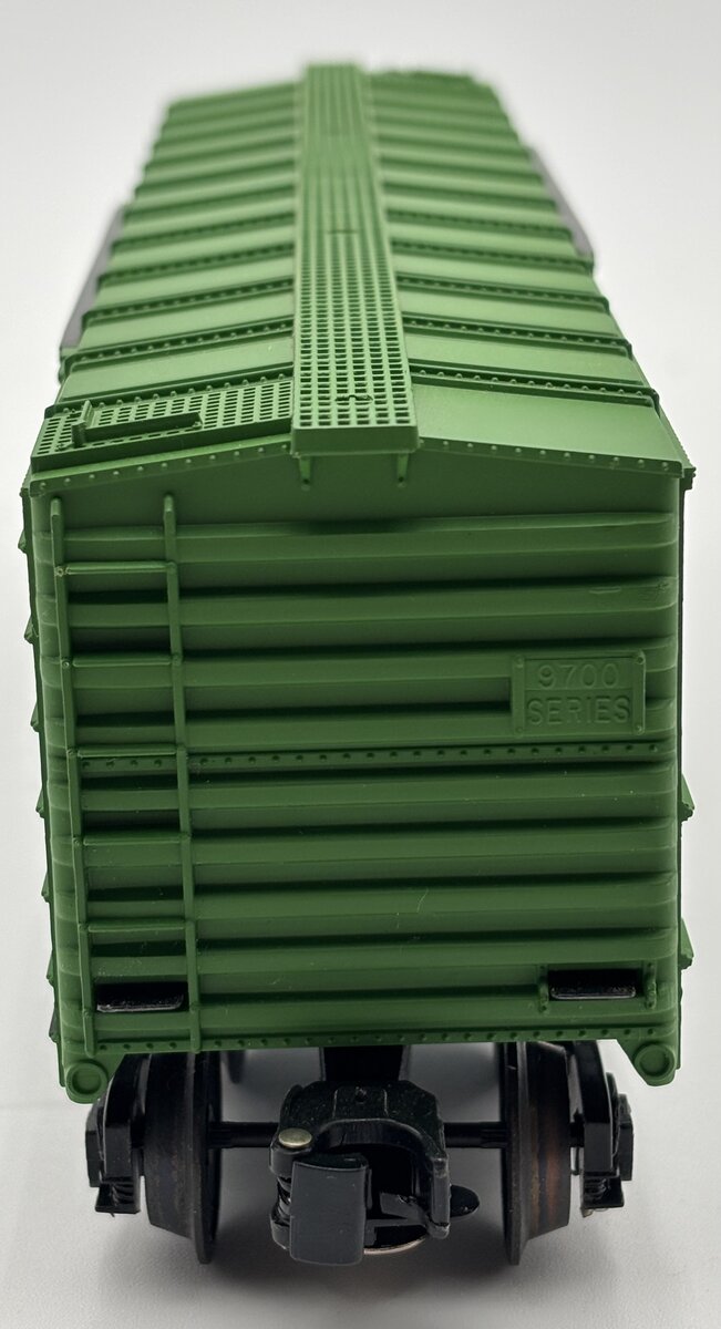Lionel 6-9713 O Gauge Canadian Pacific Green Boxcar EX/Box