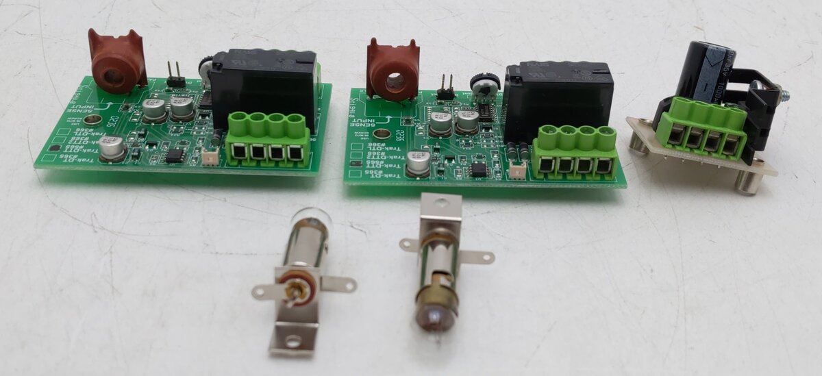 Dallee 682 Automatic Back-N-Forth w/Timed Stops @ Ends for AC Track Power EX/Box