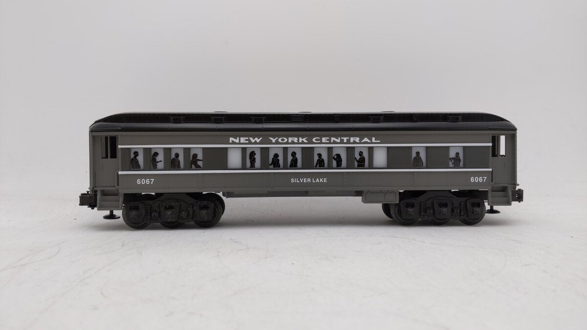 Lionel 6-16067 O Gauge New York Central "Silver Lake" Passenger Car EX/Box