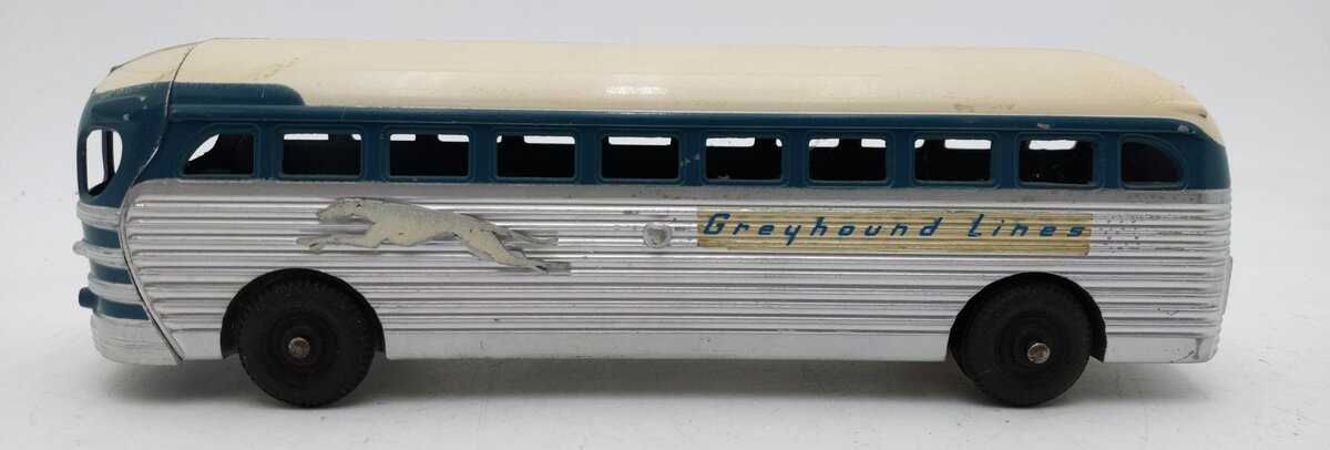 Ertl O Gauge Vintage Greyhound Bus EX