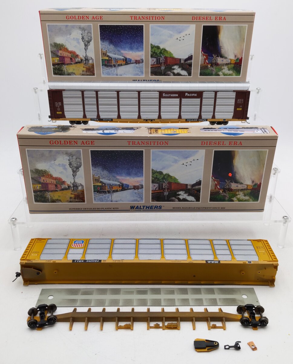 Walthers Assorted HO Scale 89' Enclosed Auto Carriers [2] VG/Box