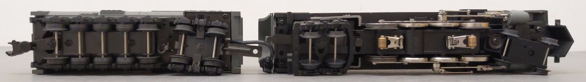 MTH 30-1151-0 4-8-4 UP Northern Steam Locomotive & Tender #8444 EX/Box