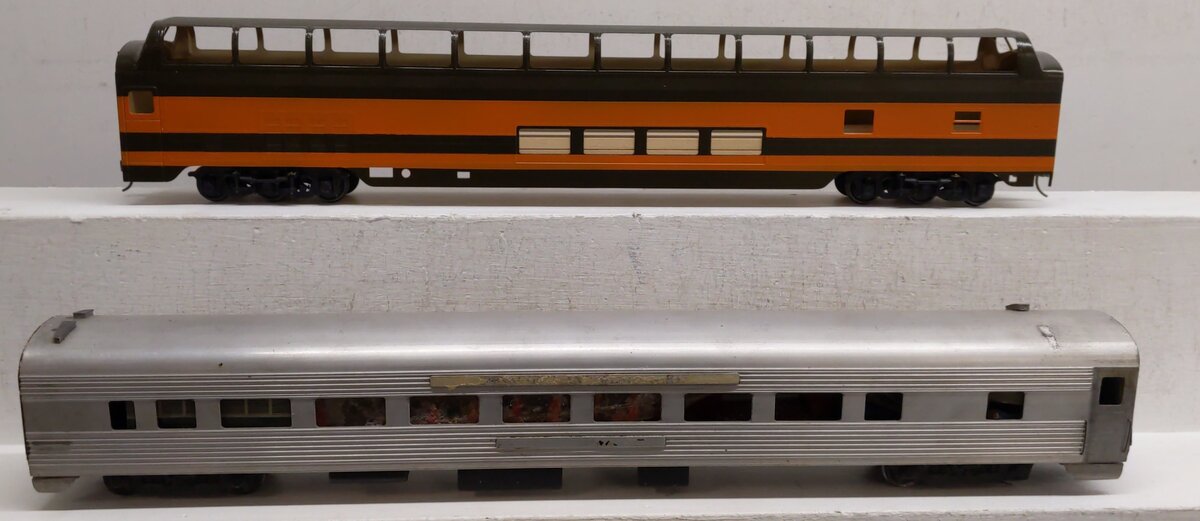 Assorted O Gauge Passenger Cars -2 Rail VG