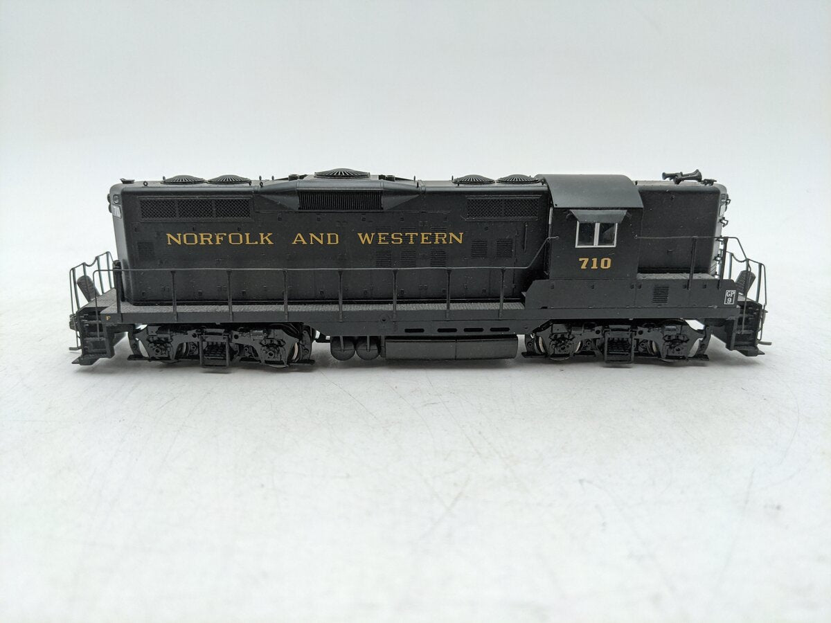 Proto 2000 23615 HO Scale Norfolk & Western GP9 II Diesel Locomotive #710 EX/Box