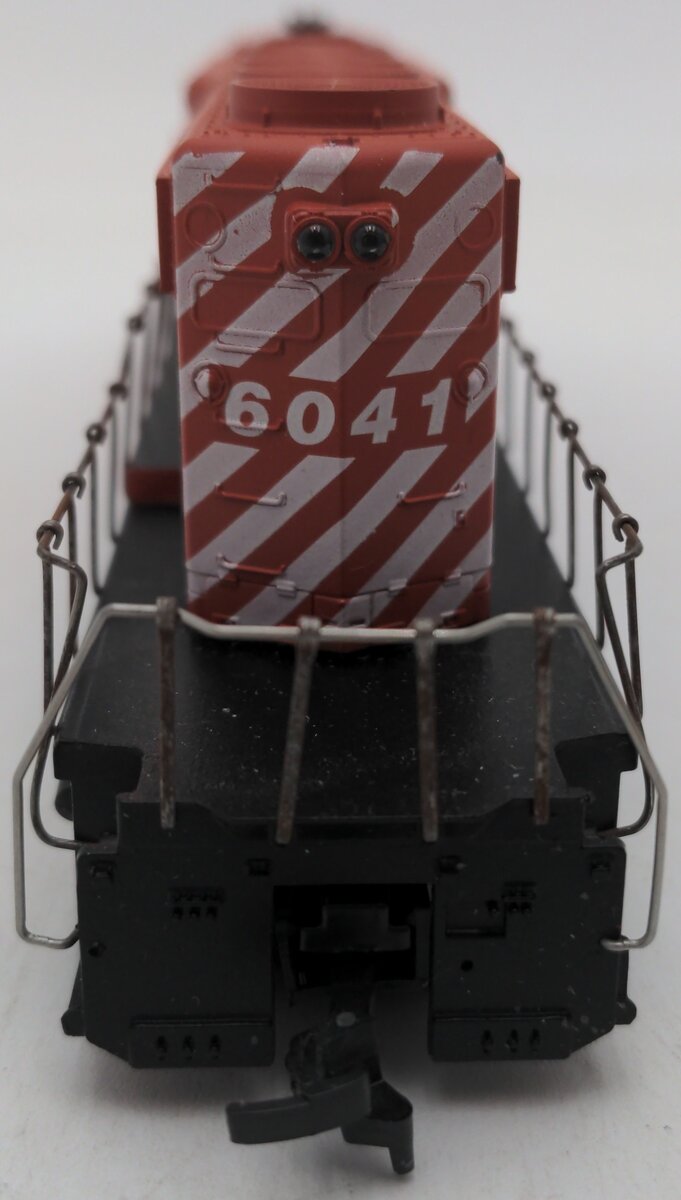 Athearn 6041 HO SCALE CP RAIL SD40-2  DUMMY ENGINE #6041 VG/Box