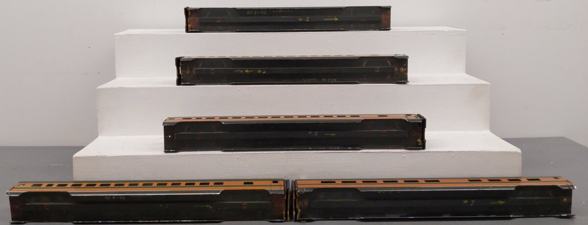 Assorted O Scale Custom Passengers Car Shells - 2 Rail [5] VG