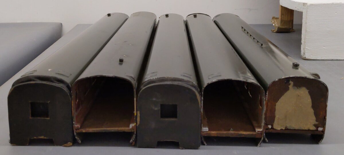 Assorted O Scale Custom Passengers Car Shells - 2 Rail [5] VG