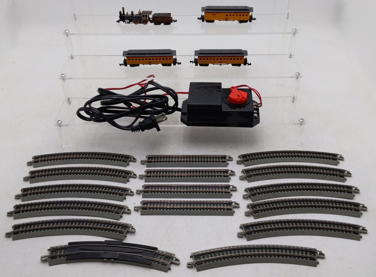Bachmann 24004 Prairie Flyer  N Gauge Steam Starter Train Set VG/Box
