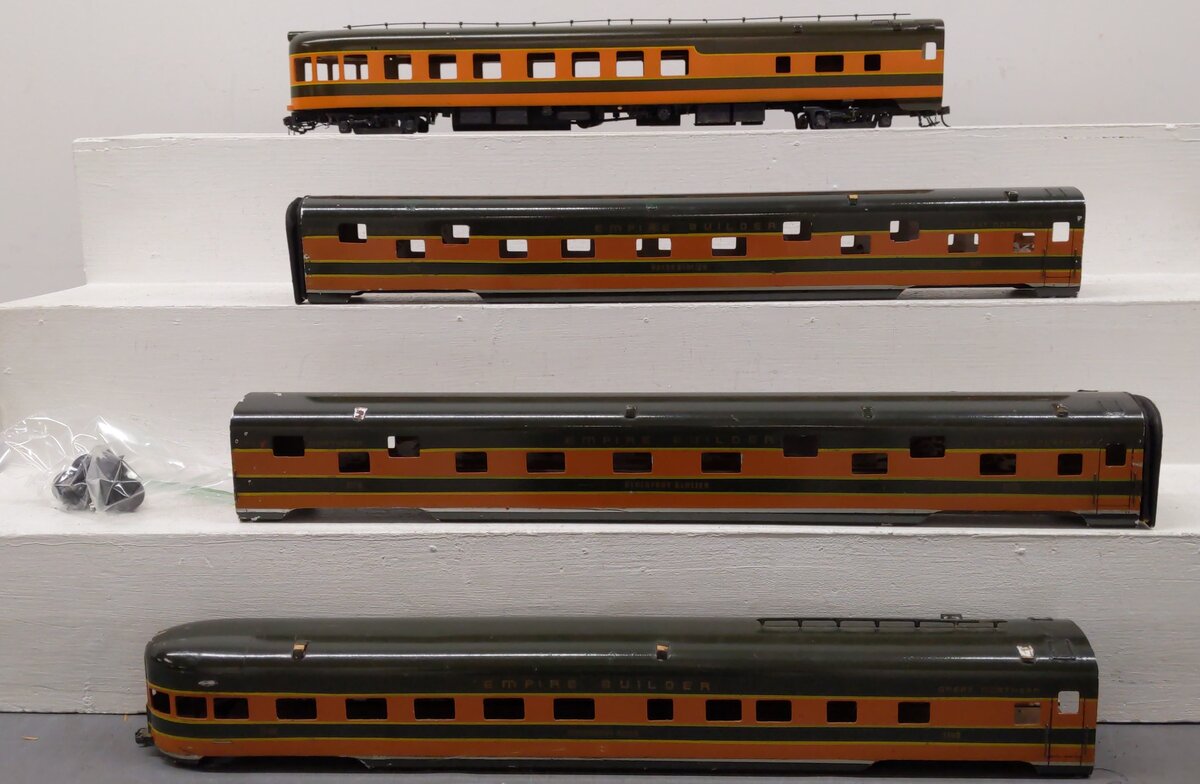 Assorted O Gauge Custom Passenger Cars Assembled Kits - 2 Rail [4] VG