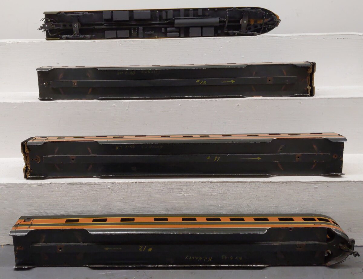 Assorted O Gauge Custom Passenger Cars Assembled Kits - 2 Rail [4] VG