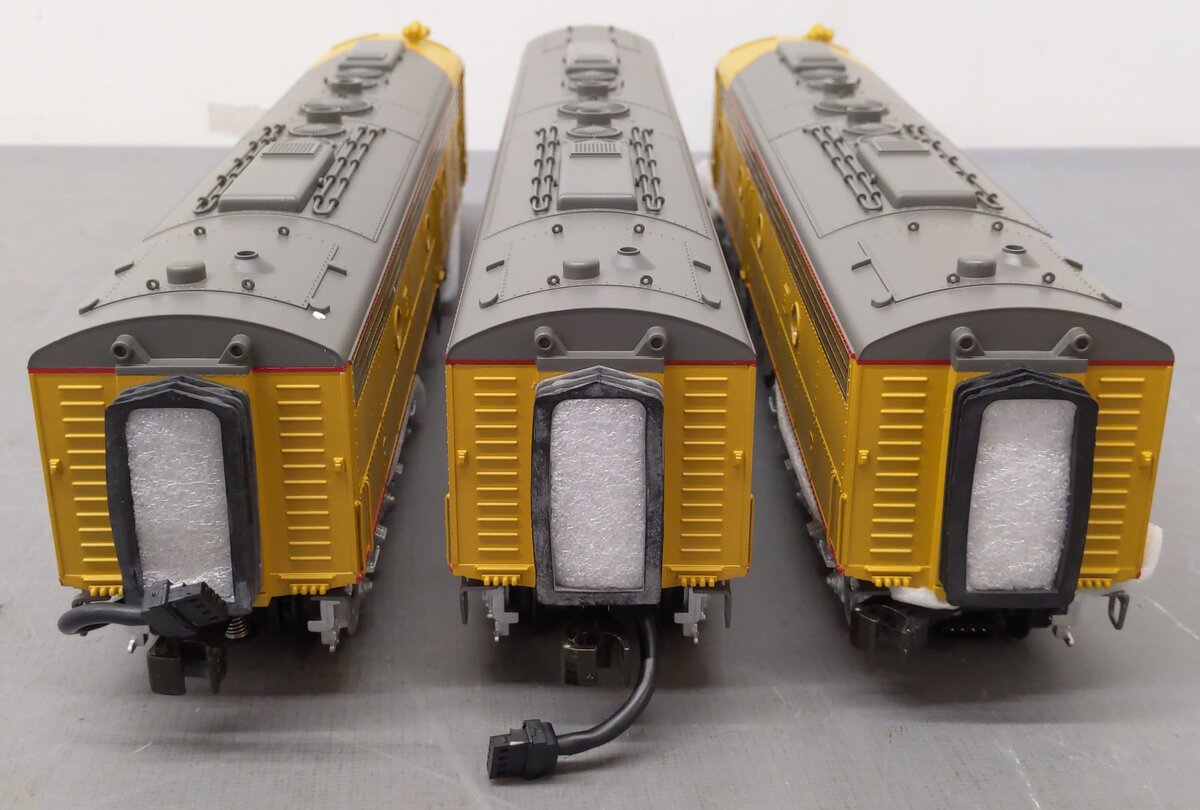 MTH 20-2208-1 O Union Pacific E-8 ABA Diesel Engine Set #951/963B/949 w/PS1 LN/Box