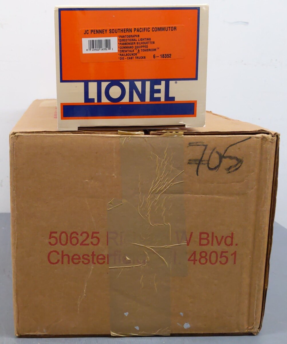 Lionel 6-18352 O Southern Pacific JC Penny Commuter Car with Display Case #1214 VG/Box