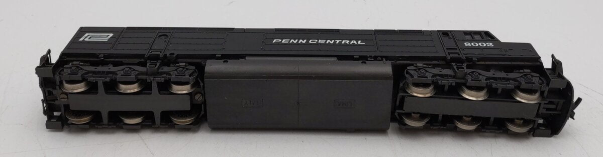 Lima 8002 HO Penn Central Diesel Locomotive #8002 LN