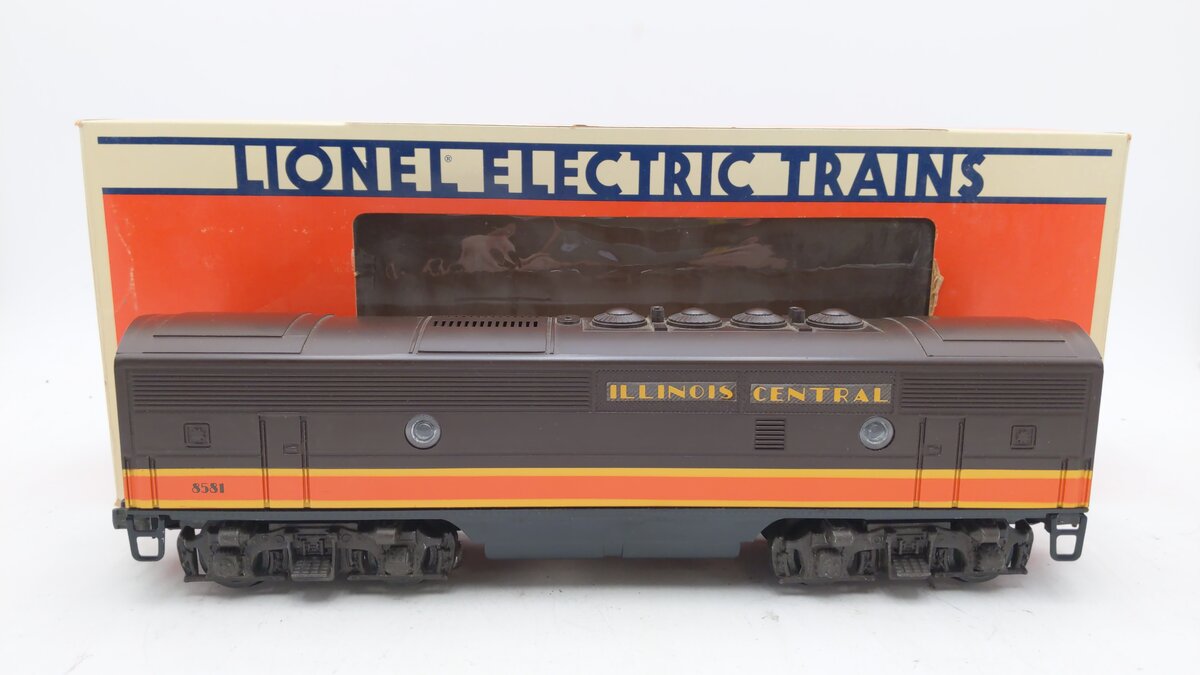 Lionel 6-8581 O Gauge Illinois Central F3 Dummy B Unit Diesel Locomotive EX/Box