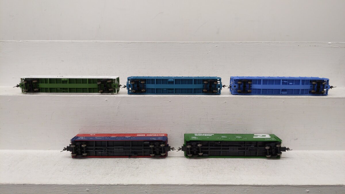 Atlas & Walthers Assorted HO Scale Plug/Thrall Door Box Cars [5] EX/Box