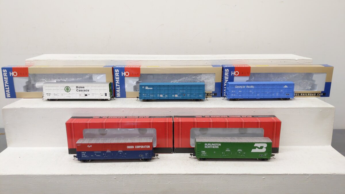 Atlas & Walthers Assorted HO Scale Plug/Thrall Door Box Cars [5] EX/Box