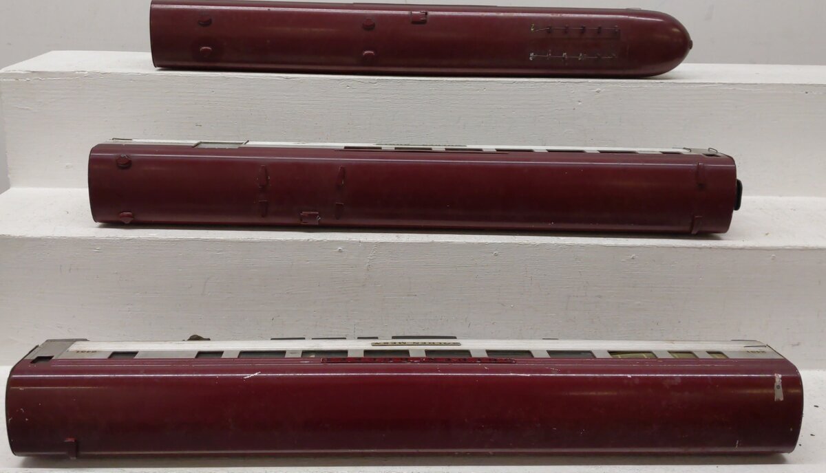 Assorted O Gauge Custom Passenger Cars -2 Rail [3] VG