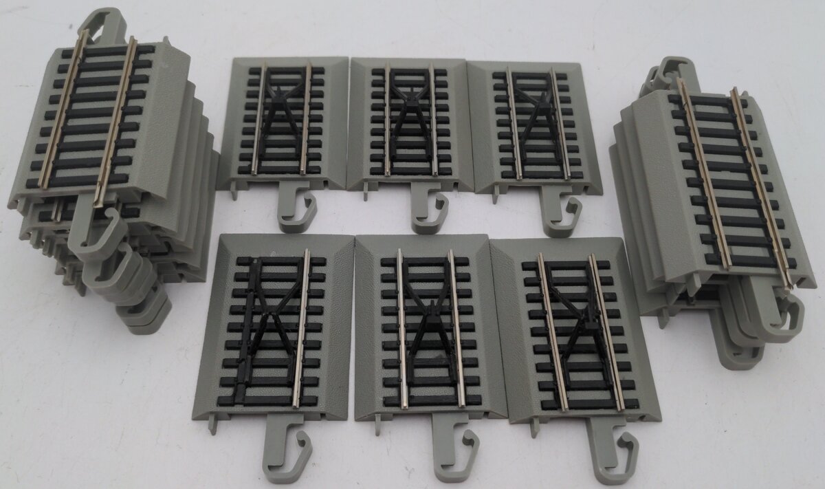 Bachmann HO Nickel Silver Rail Assorted Straight E-Z Track Sections [16] EX