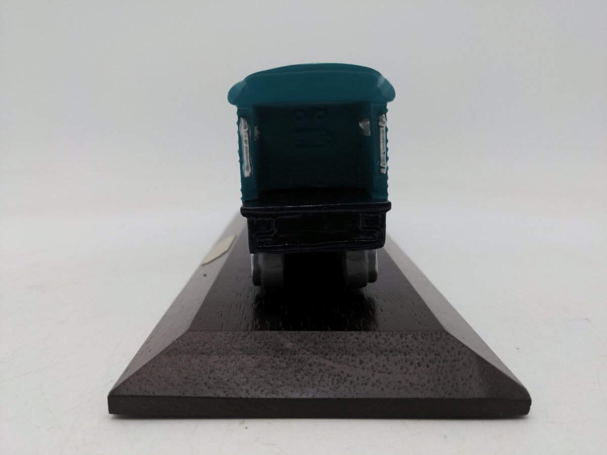 Avon/Lionel Blue Comet Locomotive w/ Display Base EX/Box