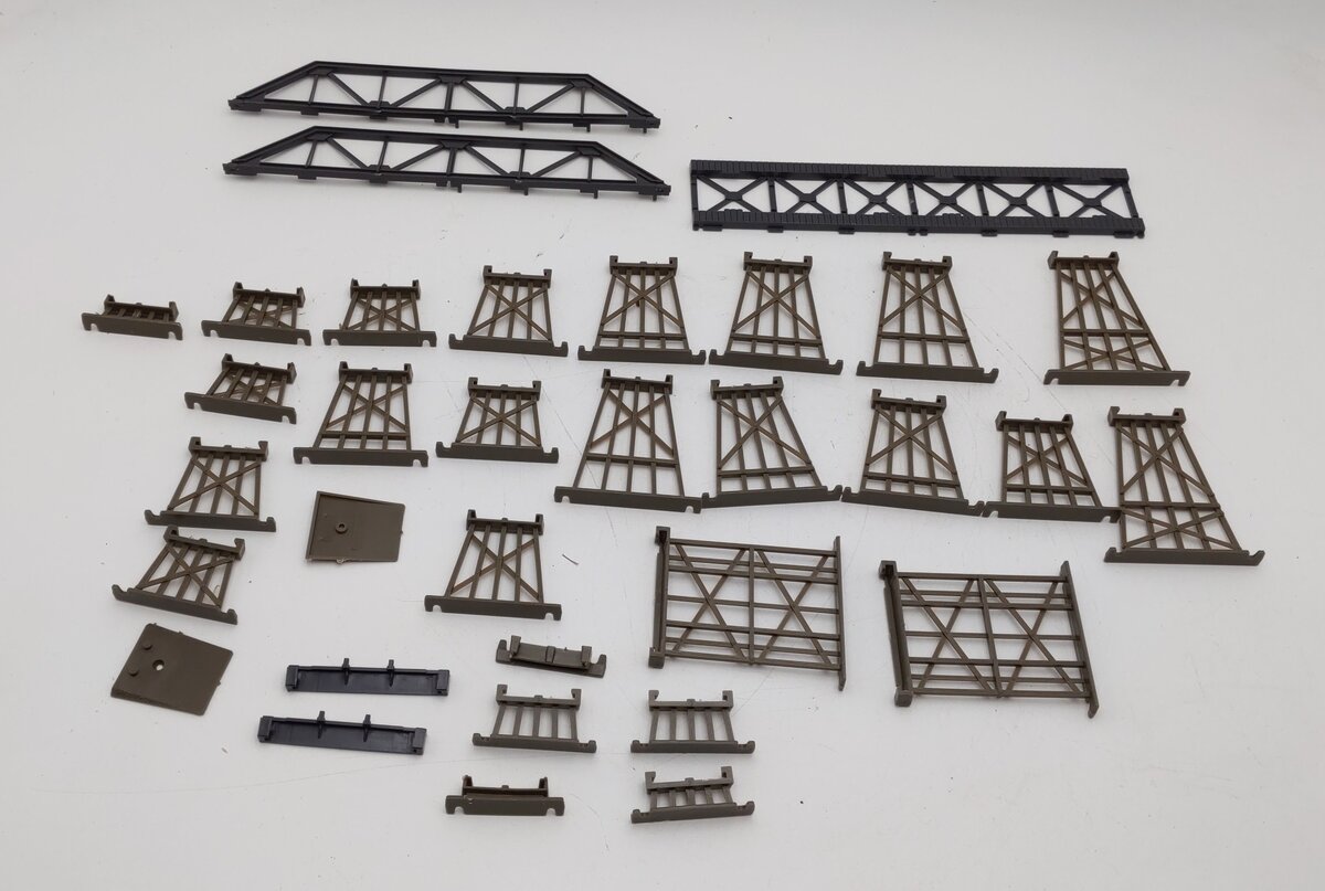 Life Like 8210 HO Bridge & Trestle Set LN