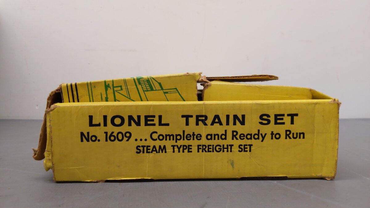Lionel 1609 Vintage O 246 Steam Freight Set w/1130T, 6162-25, 6057 & 1016 EX/Box
