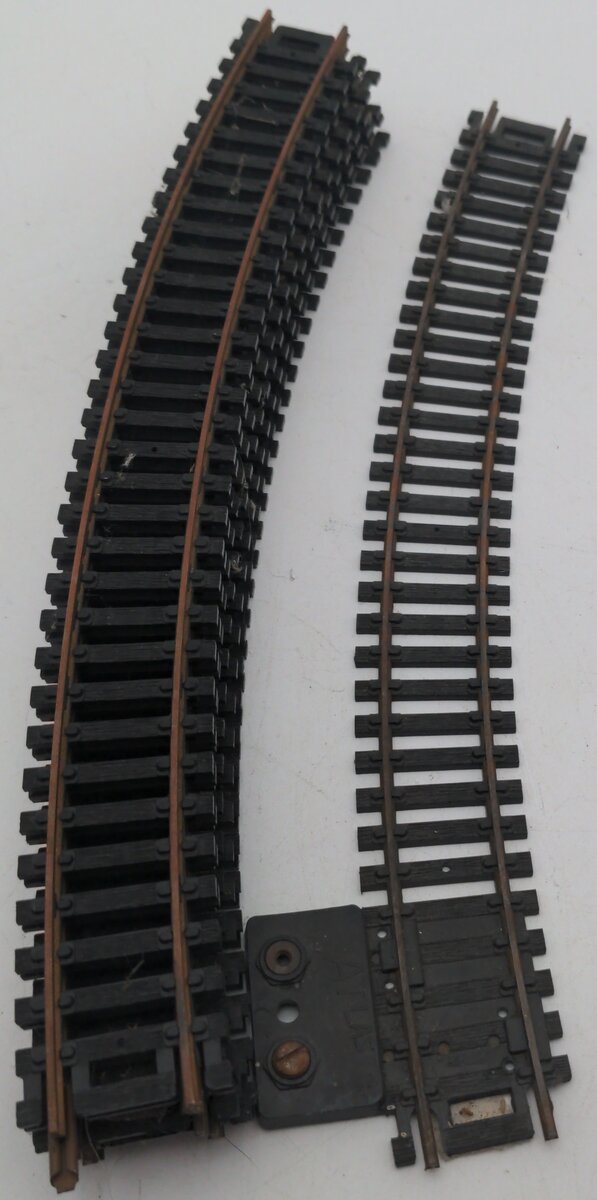 Atlas 0511 HO Scale Assorted Curved Track [8] VG