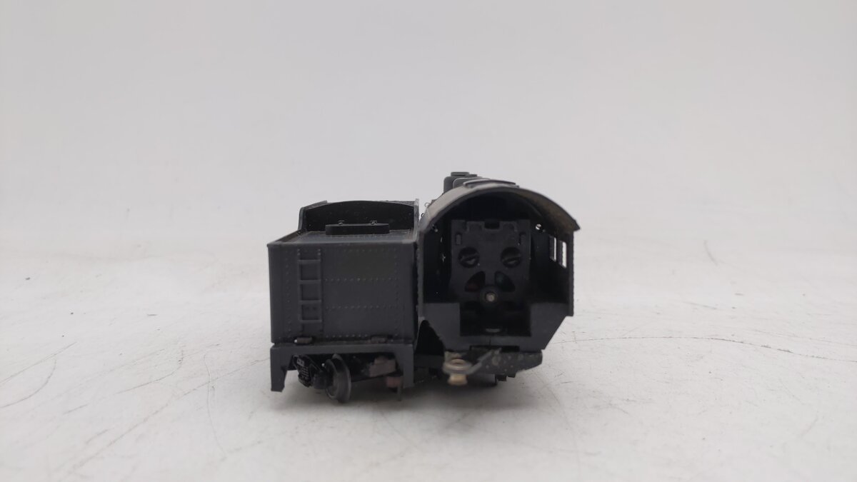 Lionel 0625LT SP Pacific Locomotive & Tender EX/Box