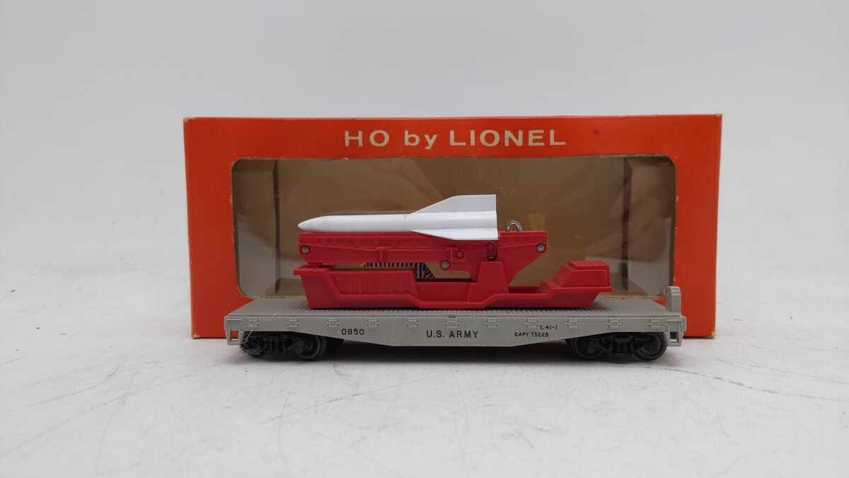 Lionel 0850 U.S. Army Missile Launching Flatcar EX/Box
