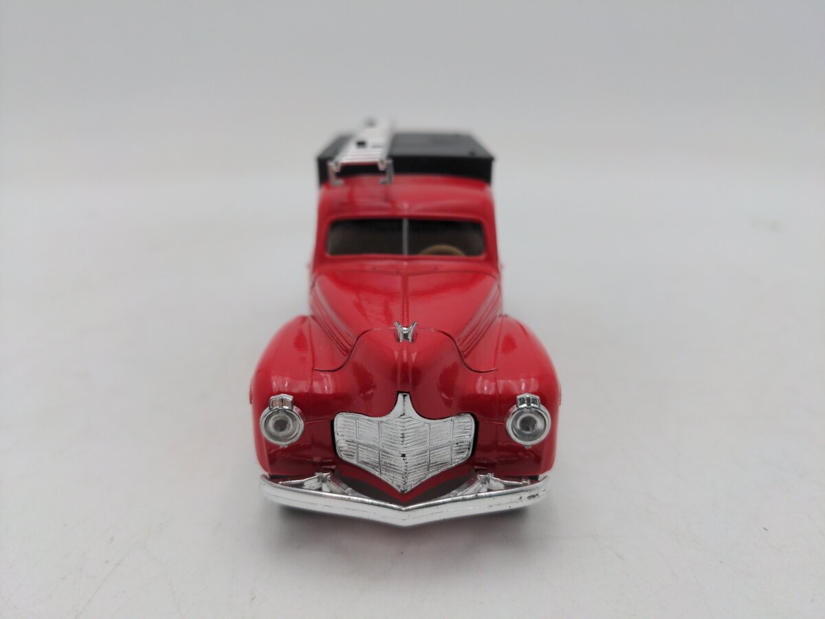 Solido 1:43 Scale Beverly Hills Fire Department Truck EX