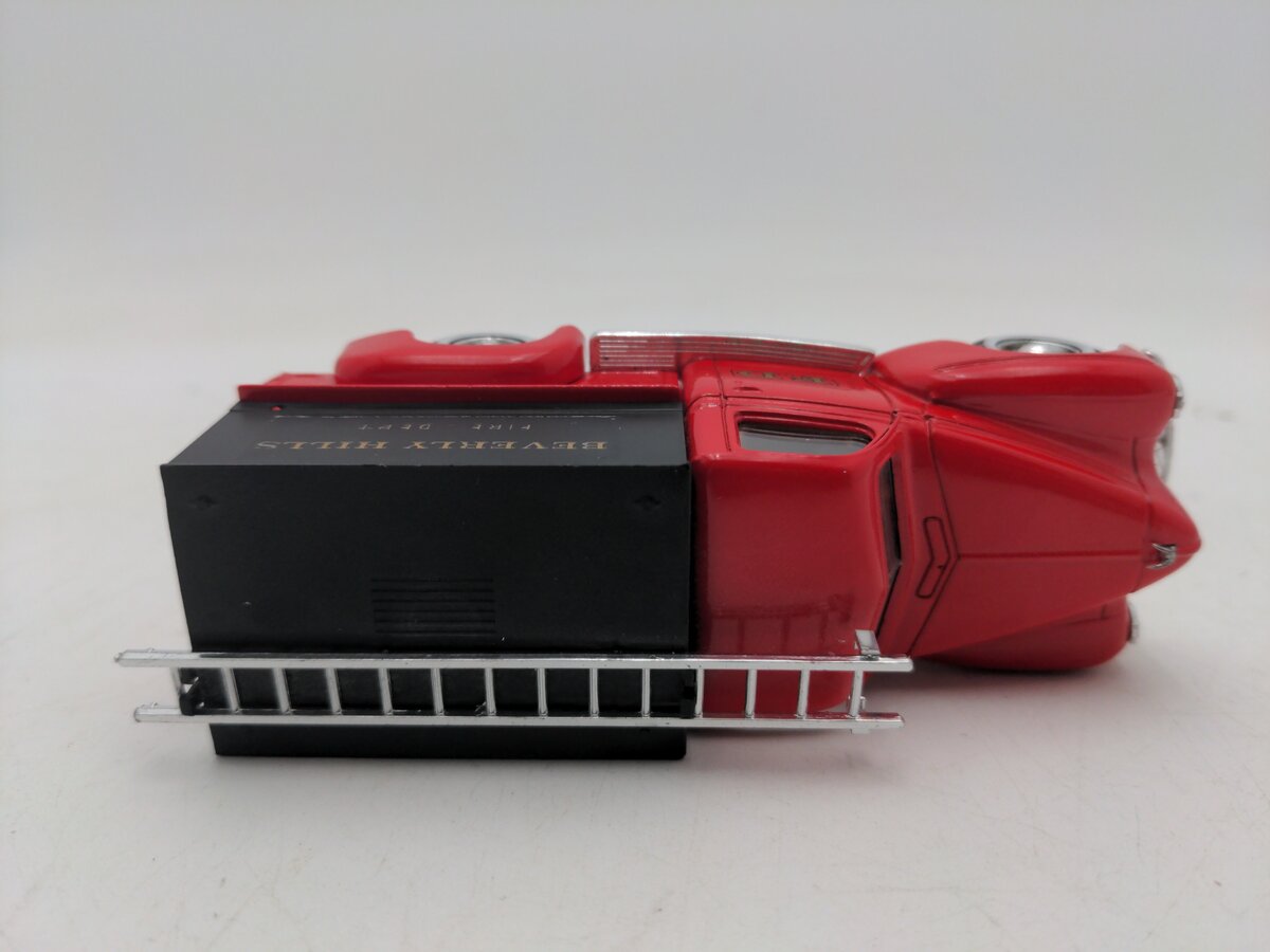 Solido 1:43 Scale Beverly Hills Fire Department Truck EX