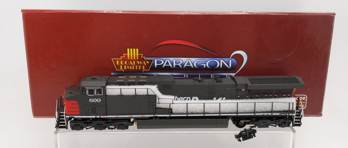 Broadway Limited 986 HO Scale Southern Pacific GE AC6000CW Diesel Engine #600 VG/Box