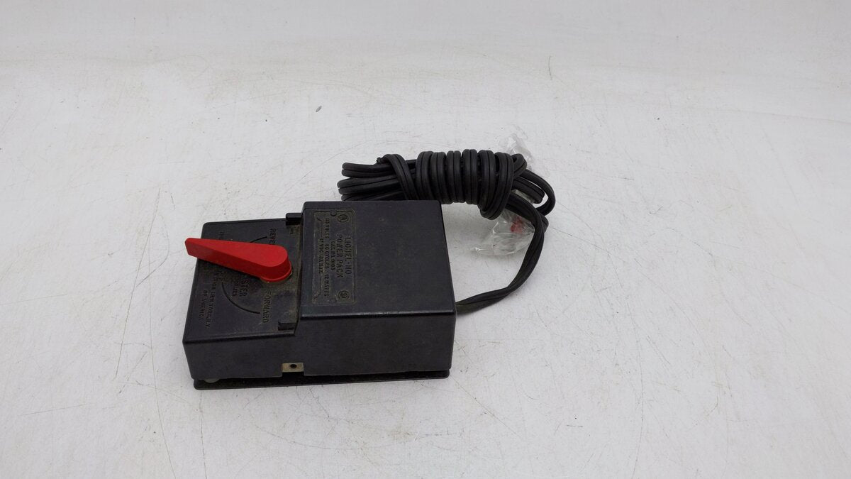 Lionel 0103 HO 12W Power Pack EX
