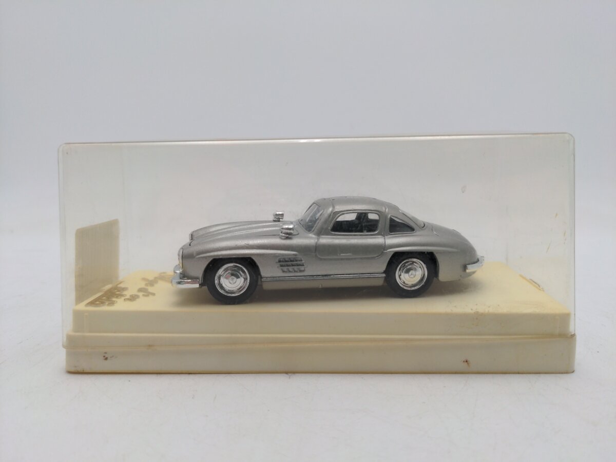 Solido 4502 1:43 Scale Mercedes 300 SL Car EX