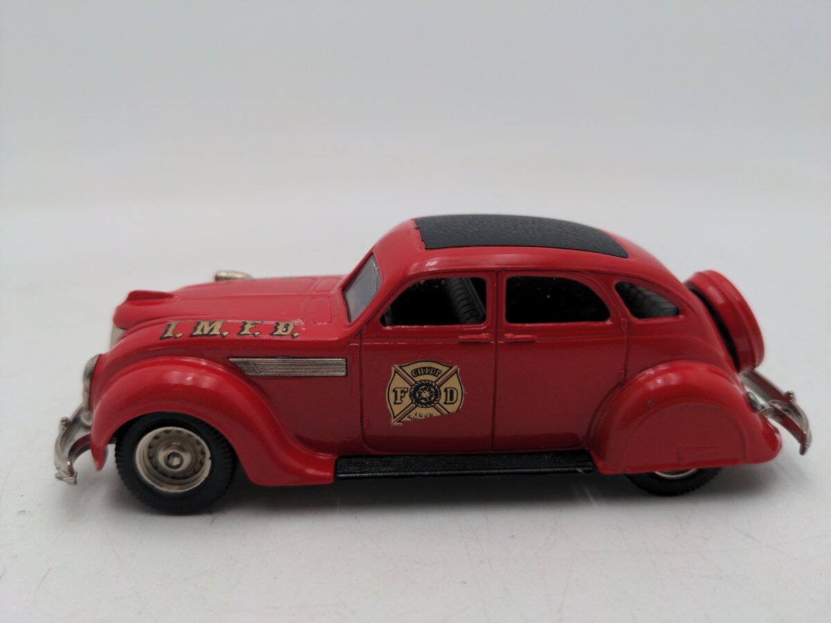 Rex Toys 1:43 Scale Diecast LMFD Chief Car EX