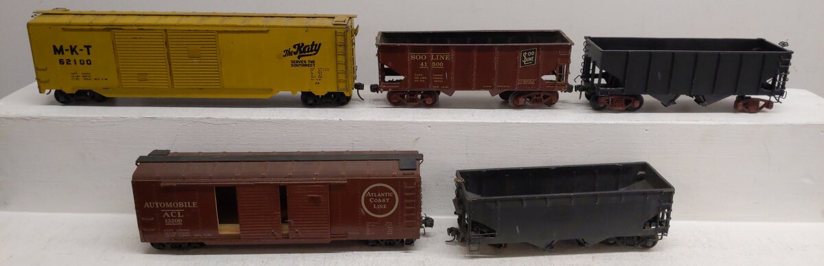O Scale (2-Rail) Assorted Freight Cars #62100,41500,13200 [5]