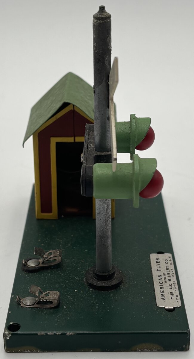 American Flyer 759 Vintage S Shed with Crossing Signal & Bell/Box