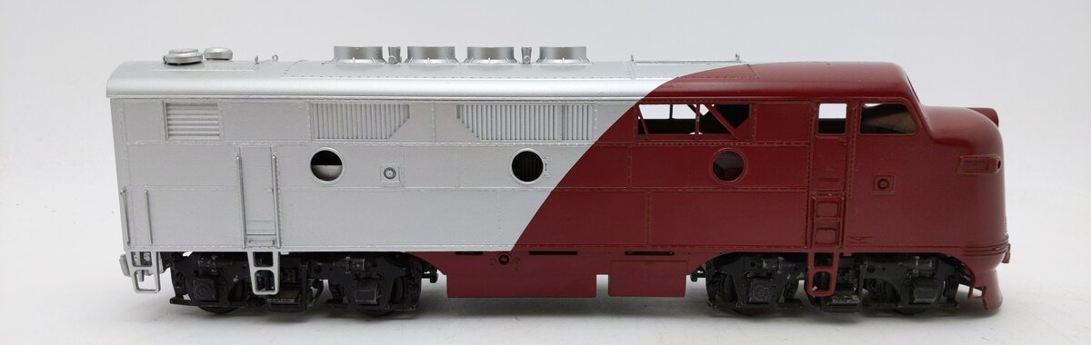 Custom O Scale 2-Rail Diesel Locomotive