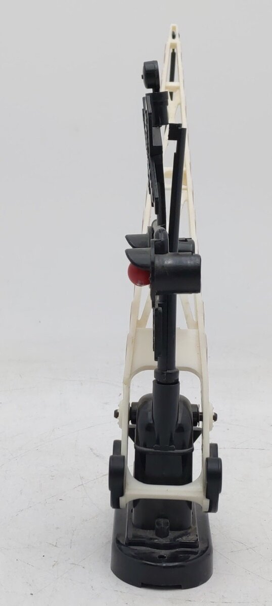 Lionel 6-62162 O Gauge Operating Crossing Gate & Signal EX/Box