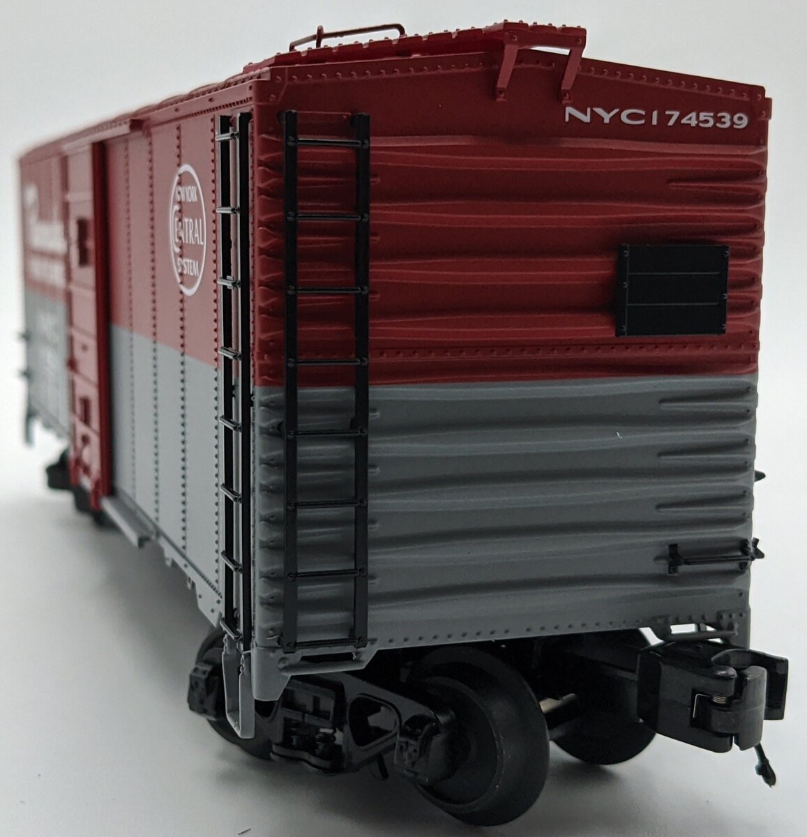 MTH 20-3377D O Gauge New York Central Box Car #174539 NIB