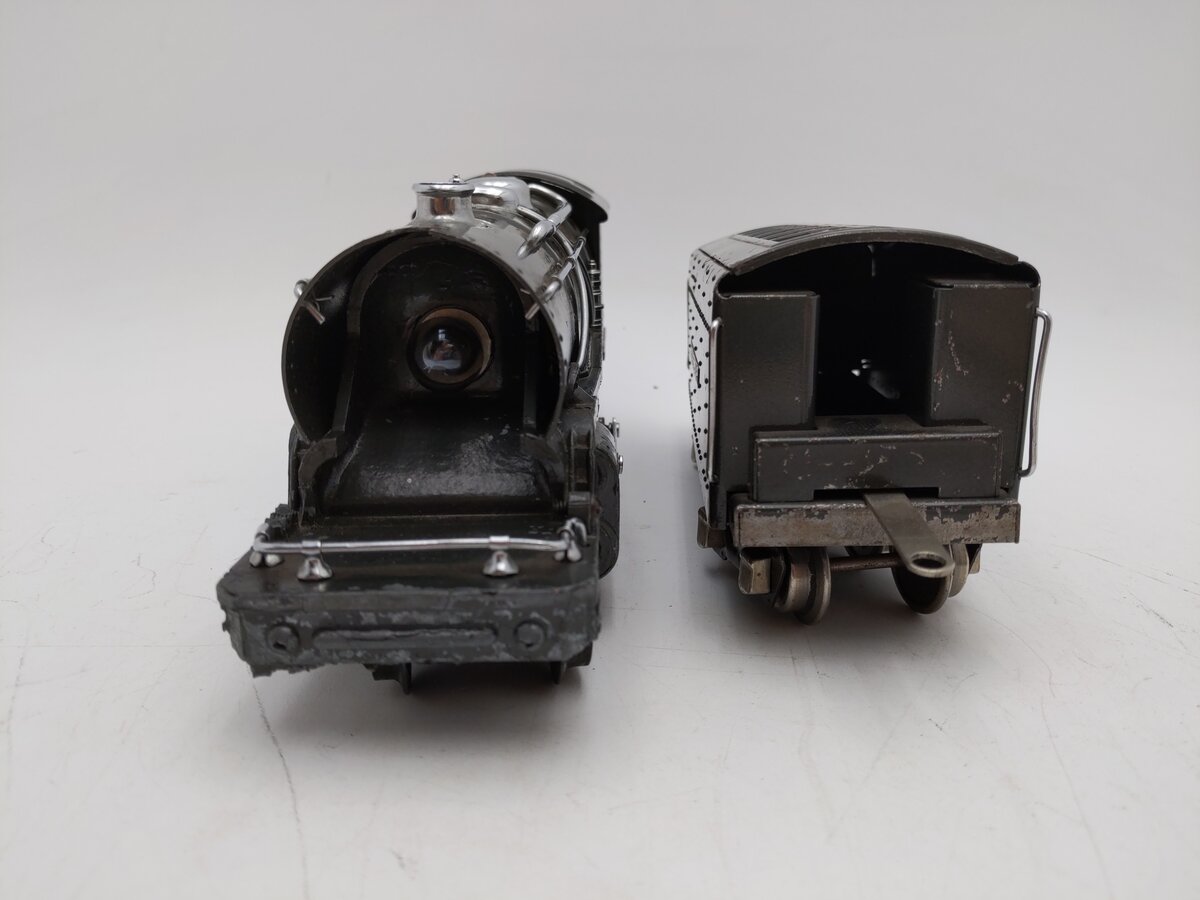 Lionel 249E Vintage O 2-4-2 Tinplate Steam Locomotive w/ 265T Tender- Repainted