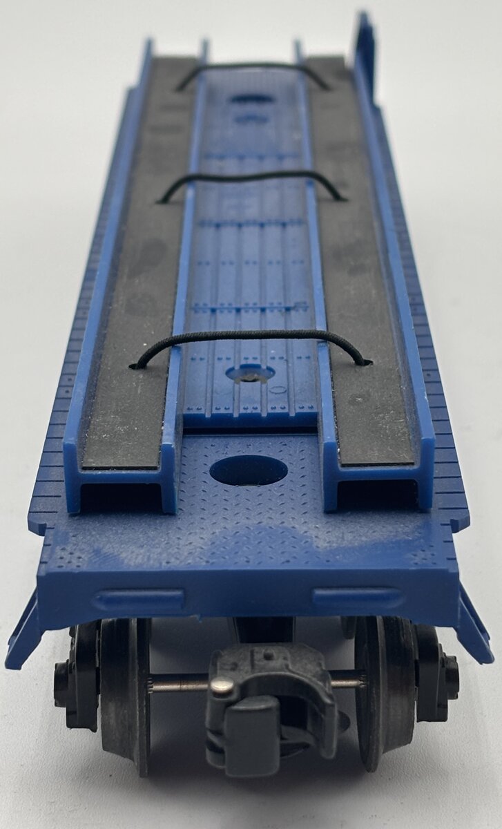 Lionel 6-16985 O Gauge Eastwood Automobilia Flatcar w/ Ford Panel Trucks #6424 EX/Box