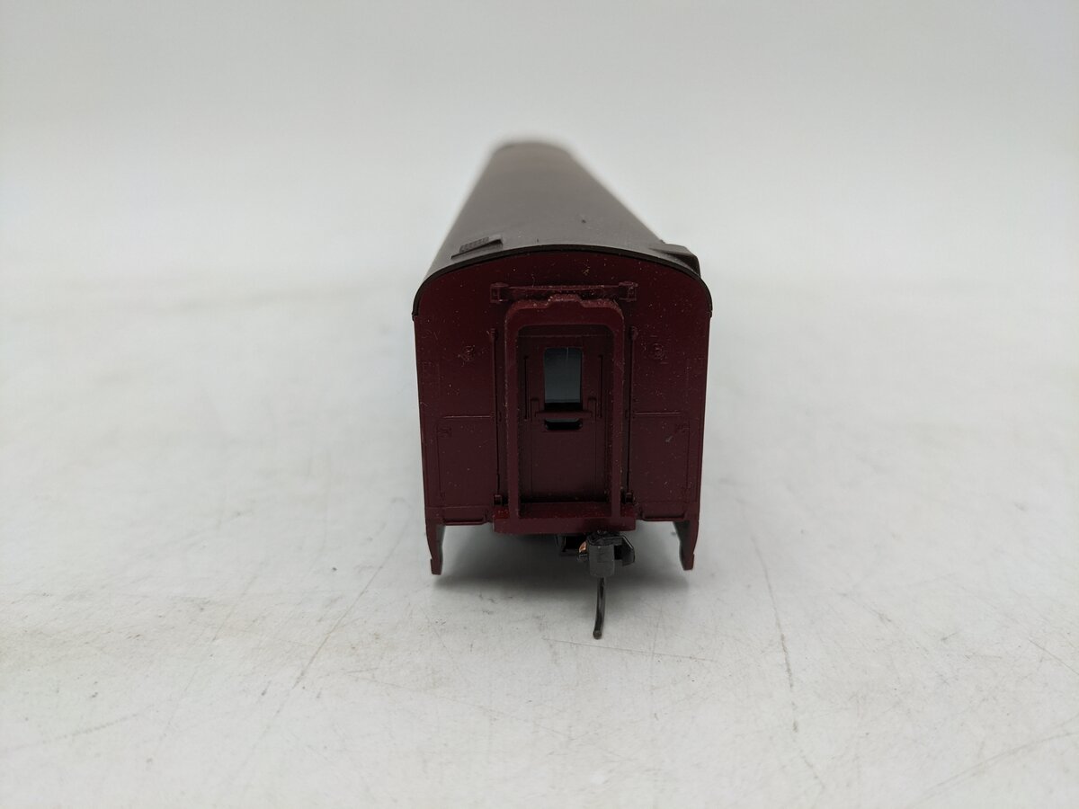 AHM 6404-20 HO Scale N. & W. 1930 Coach Passenger Car #1727 EX/Box