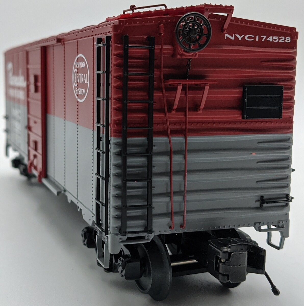 MTH 20-3377A O Gauge New York Central Box Car #174528 NIB