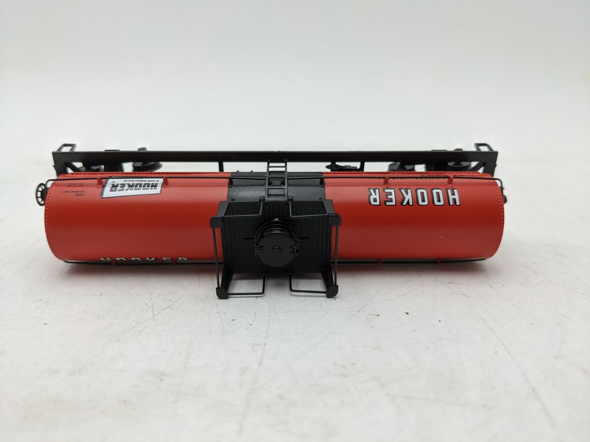 Athearn 7279 HO Scale Hooker Chemicals Chemical Tank Car #5867 EX/Box