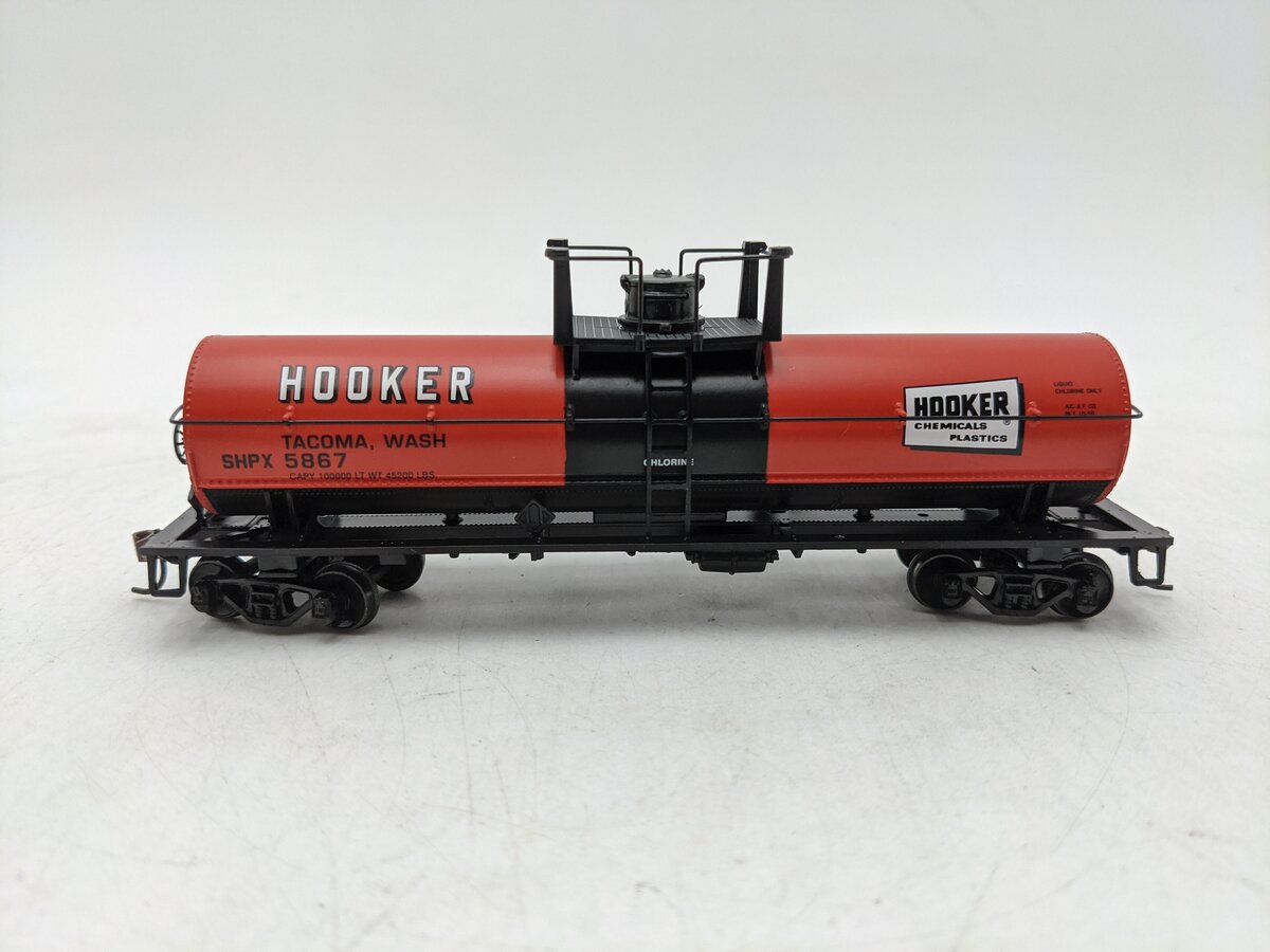 Athearn 7279 HO Scale Hooker Chemicals Chemical Tank Car #5867 EX/Box