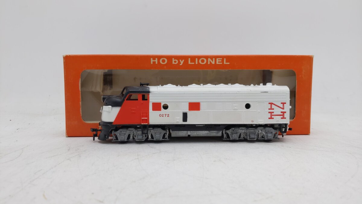 Lionel 0272 HO New Haven (Non Powered) Diesel Locomotive #0272 EX/Box
