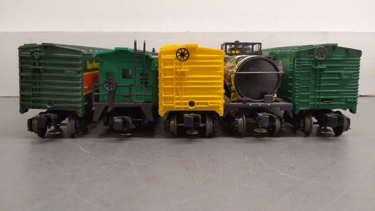 Lionel O Assorted Freight Cars 9174, 9773, 9863, 9772, 9154 [5] EX
