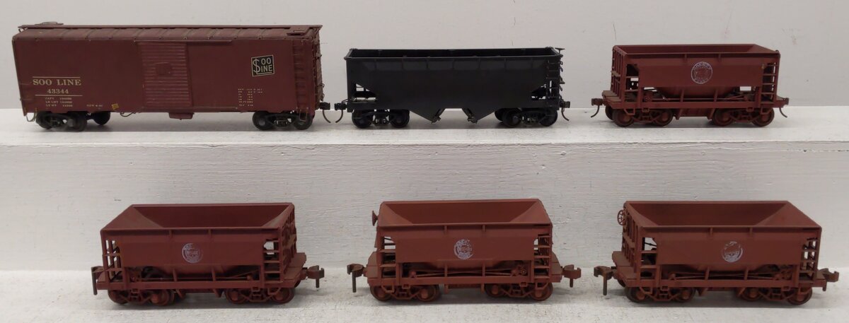 O Scale (2-rail) Assorted Freight Cars [6]