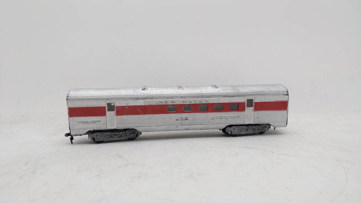 Lionel 0700-1 HO New Haven Passenger Car #2463 EX/Box