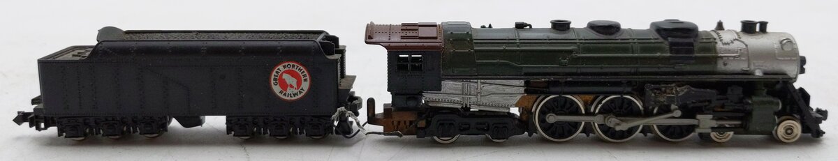 Con-Cor 3003 N Scale Great Northern Railway Steam Locomotive With Tender EX/Box